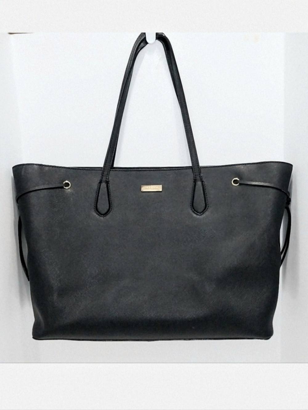 Kate Spade Ari Laurel‎ Way, Saffiano Leather Tote Bag